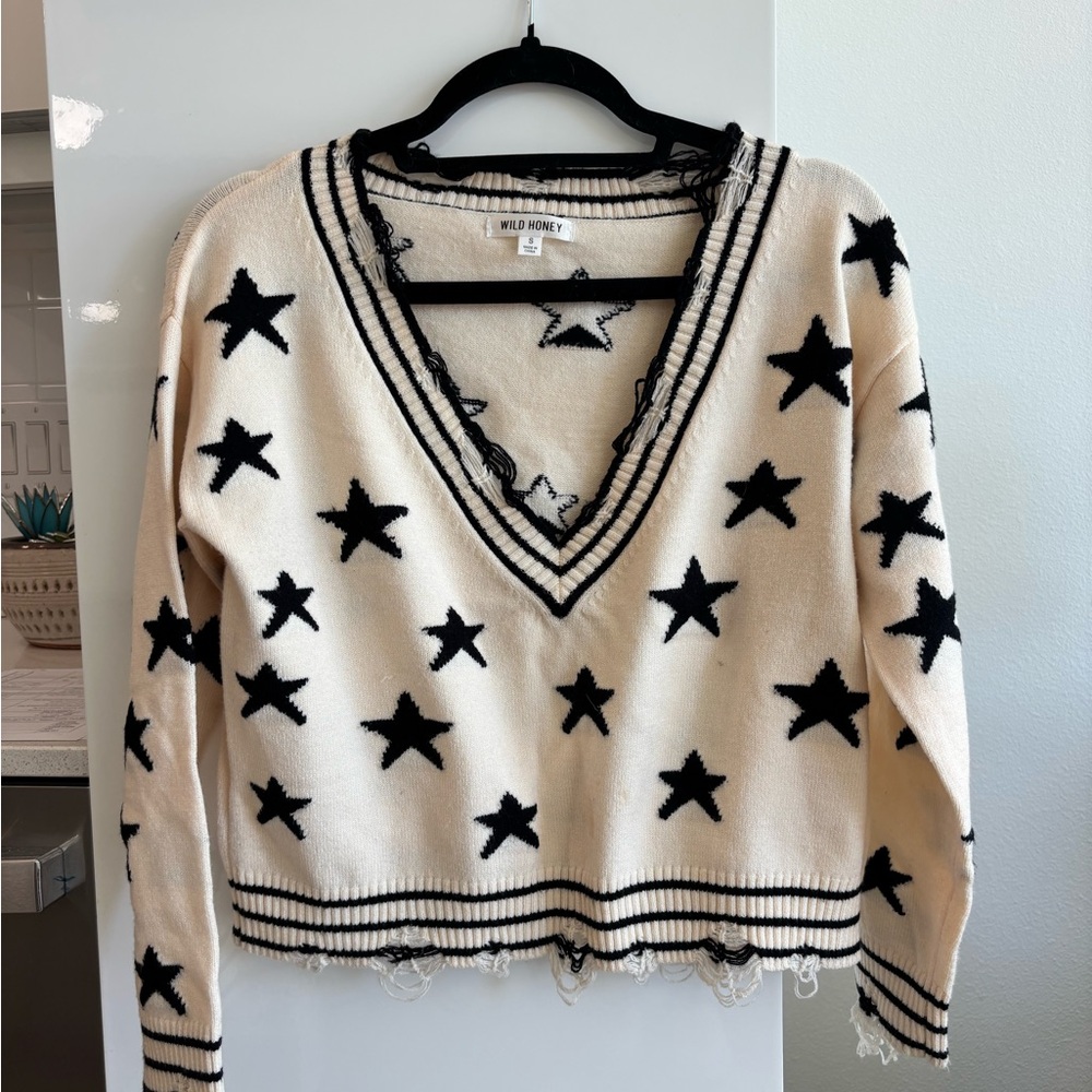 Wild Honey Cream and Black Star V-Neck Sweater